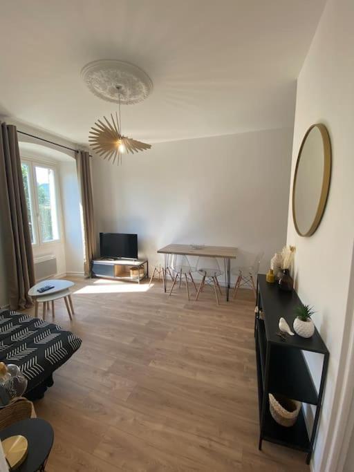 Corte Magnifique T2 45M2 Neuf 5 Personnes Place St Marcel Hyper Centre Wifi Lave Linge Tv Exterior photo